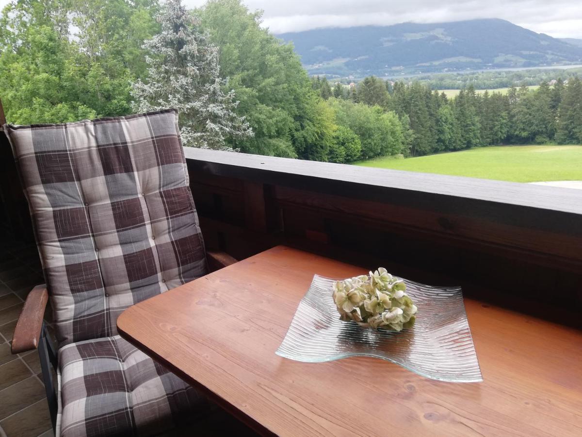 Am Mondseeblick Luaran gambar